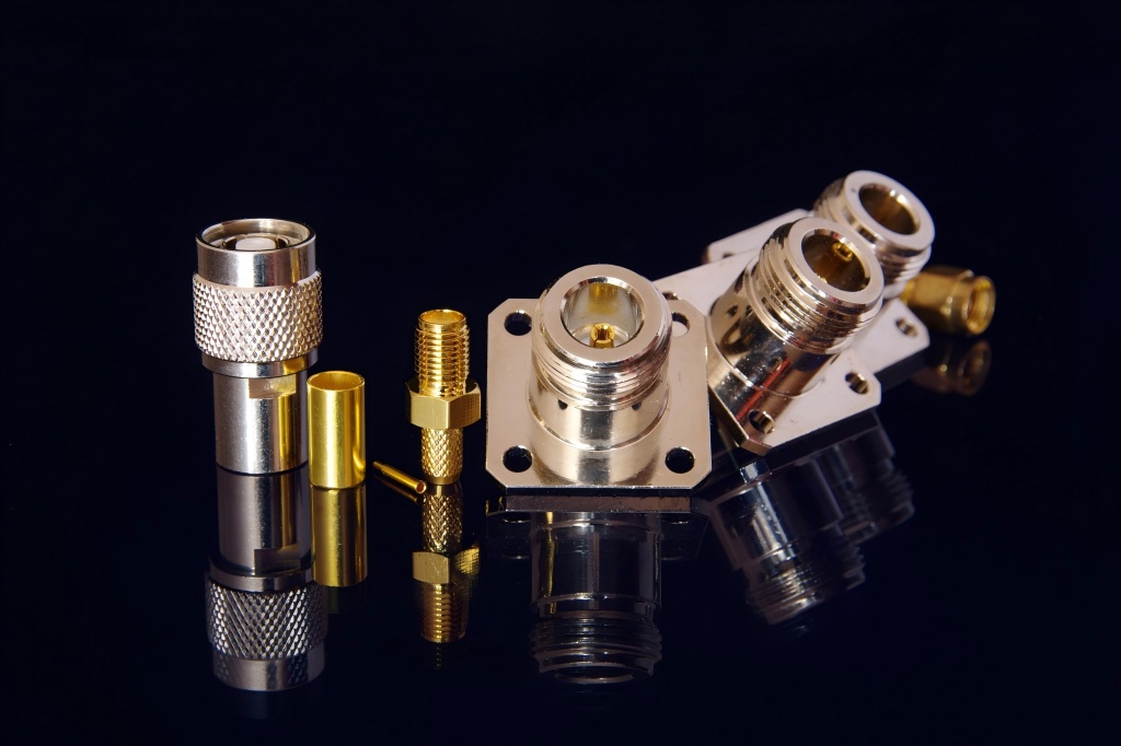 High-frequency signal transmission core components—RF connectors